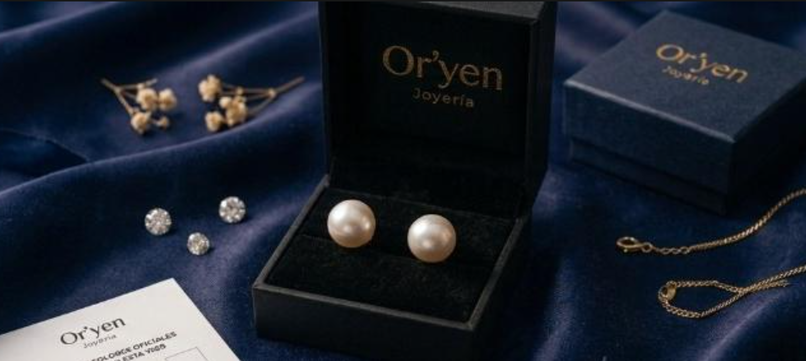 Aretes Botón de Perla Oro Blanco 18K - Or'yen Joyería