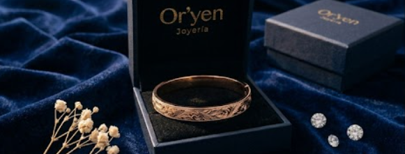 Brazalete Rígido Grabado Oro Rosado 18K - Or'yen Joyería